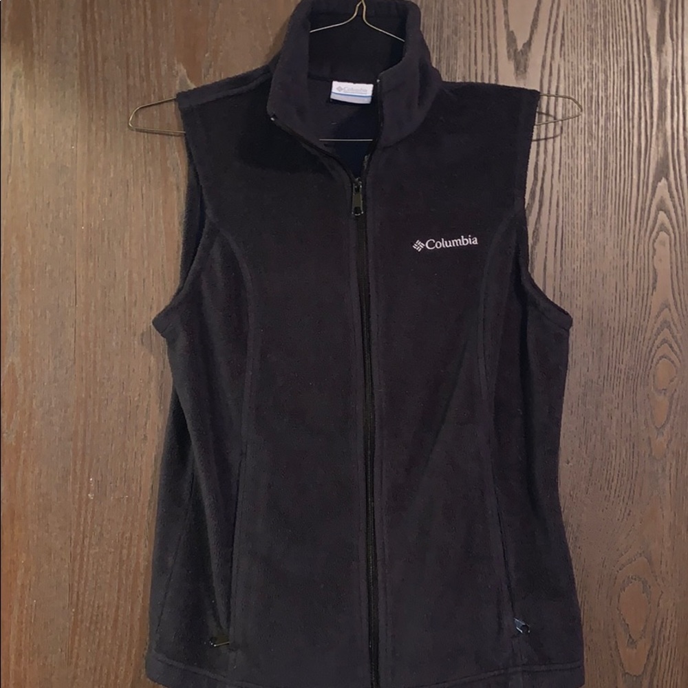 Columbia vest